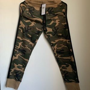 Guess Camo Sweatpants NWT